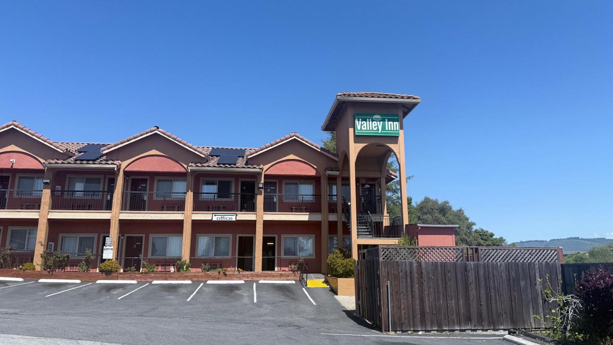 Valley Motel