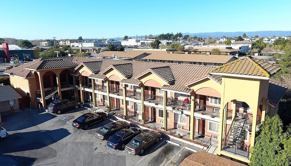 Valley Motel