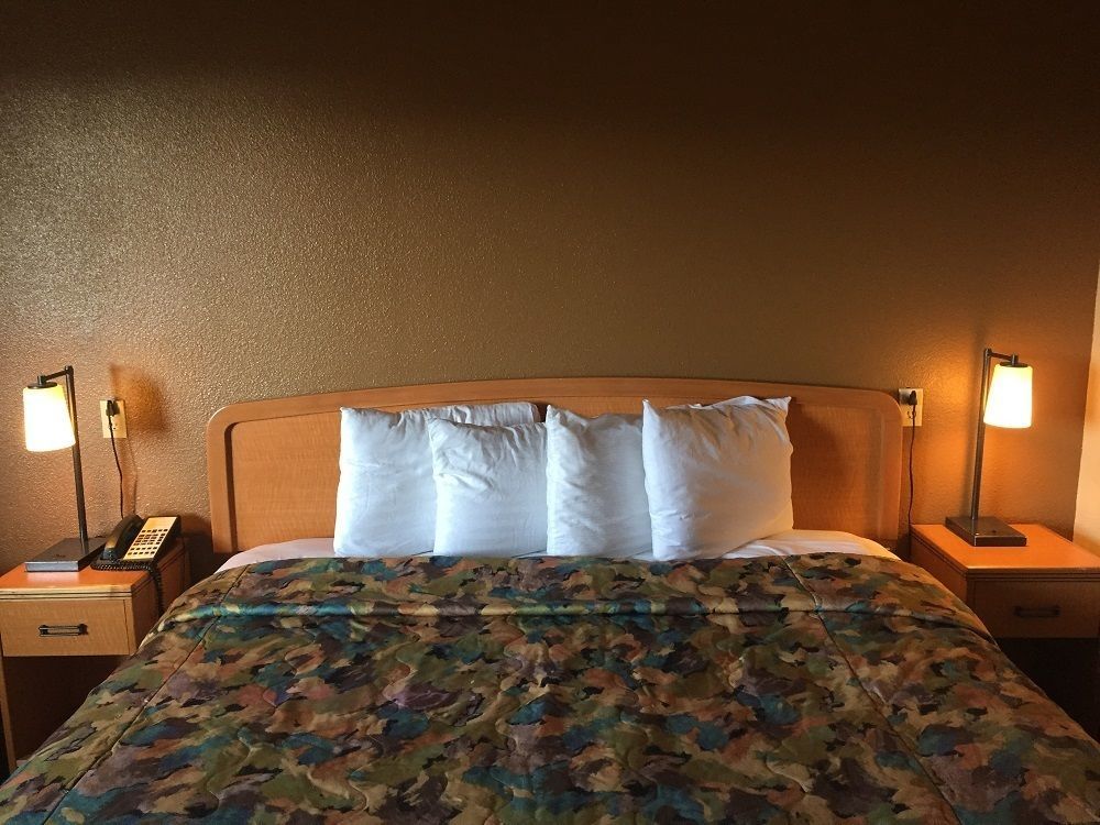 Valley Motel